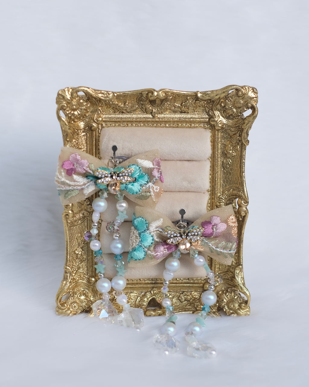 プティ・ティアラ・ドロップ・ピアス